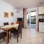 Apartment Jenny Br 2