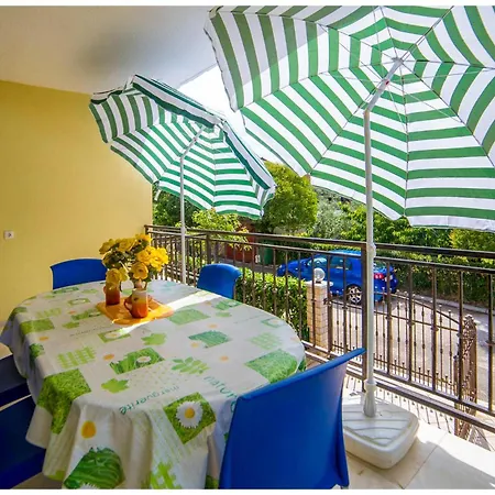 Jenny Br 2 Apartamento *