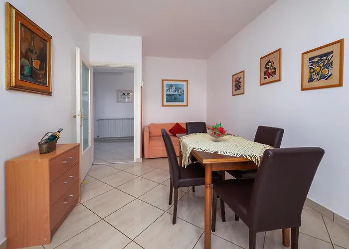 Appartamento Jenny Br 2 Porec